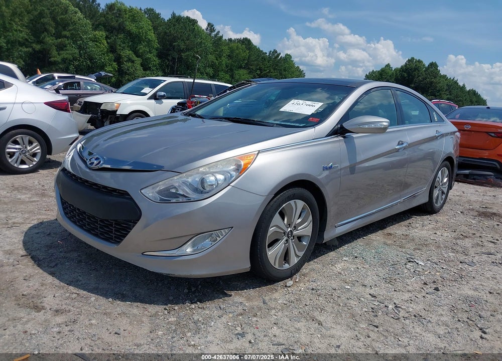 2014 HYUNDAI SONATA HYBRID VIN: KMHEC4A49EA105218