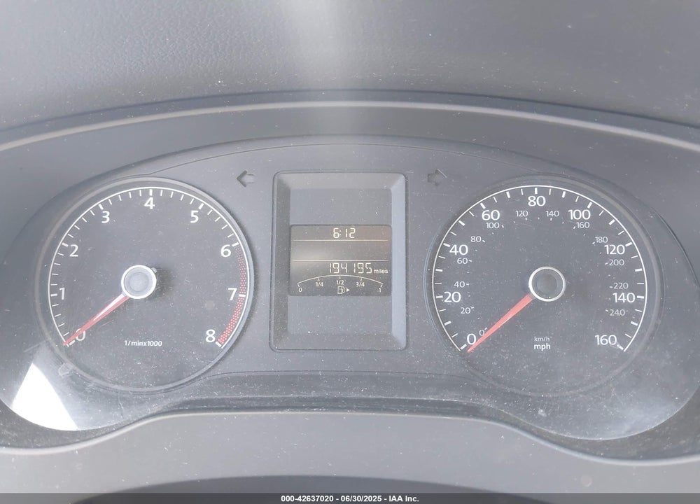2011 VOLKSWAGEN JETTA 2.5L SE VIN: 3VWDZ7AJ0BM372281