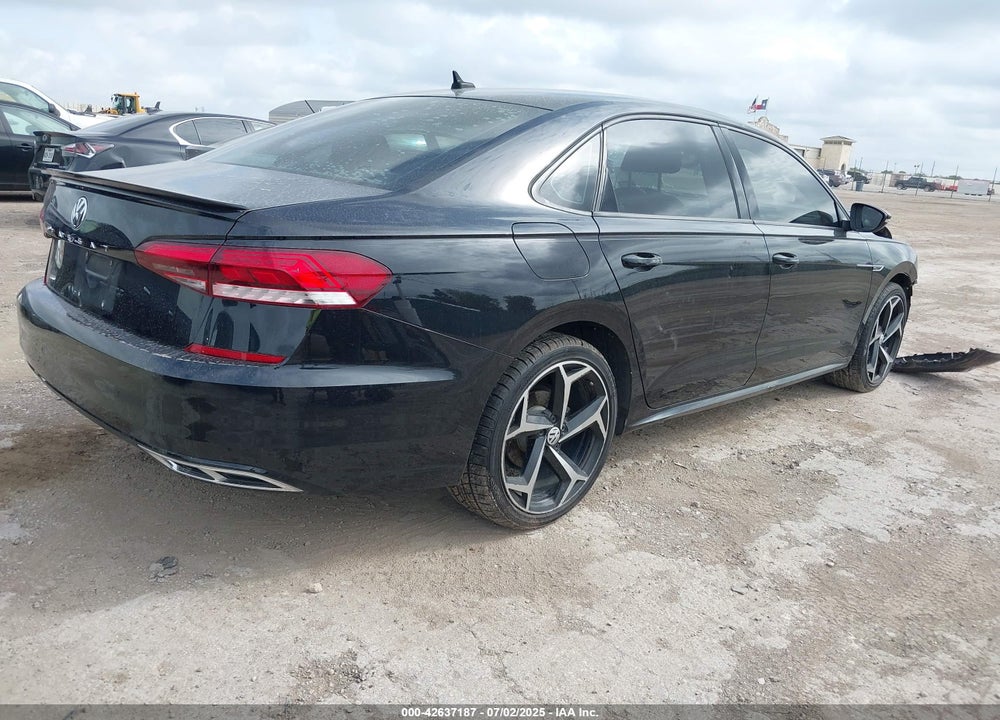 2020 VOLKSWAGEN PASSAT VIN: 1VWMA7A34LC025189