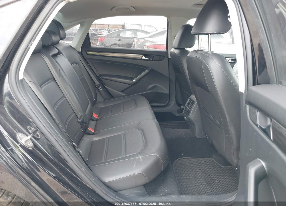2020 VOLKSWAGEN PASSAT VIN: 1VWMA7A34LC025189