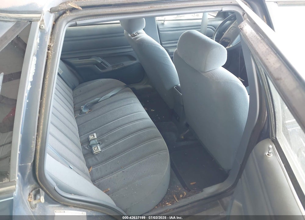 1992 FORD TEMPO VIN: 2FAPP36X9NB116759