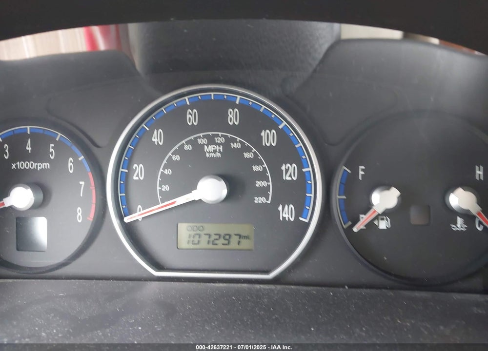 2008 HYUNDAI SANTA FE VIN: 5NMSG13D78H142057