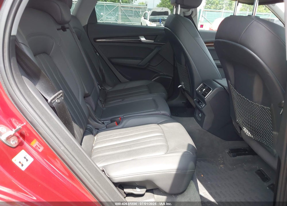 2018 AUDI Q5 VIN: WA1BNAFY1J2036129