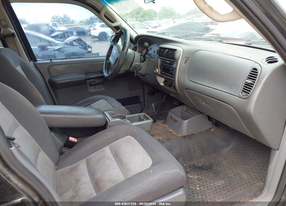 2005 FORD EXPLORER SPORT TRAC ADRENALIN/XLS/XLT VIN: 1FMZU67K95UB78118