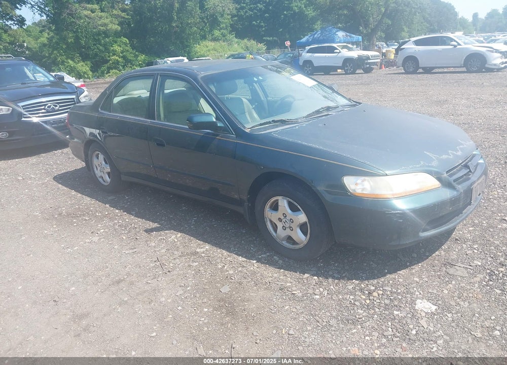 1998 HONDA ACCORD EX V6 VIN: 1HGCG1655WA034098