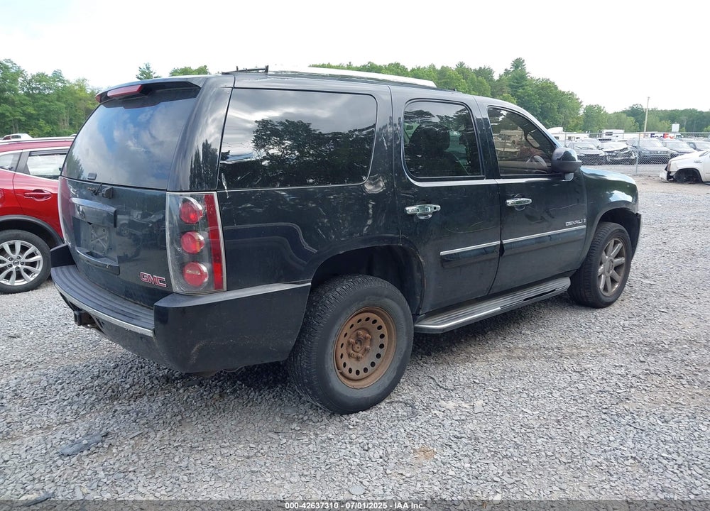 2007 GMC YUKON VIN: 1GKFK63867J279116