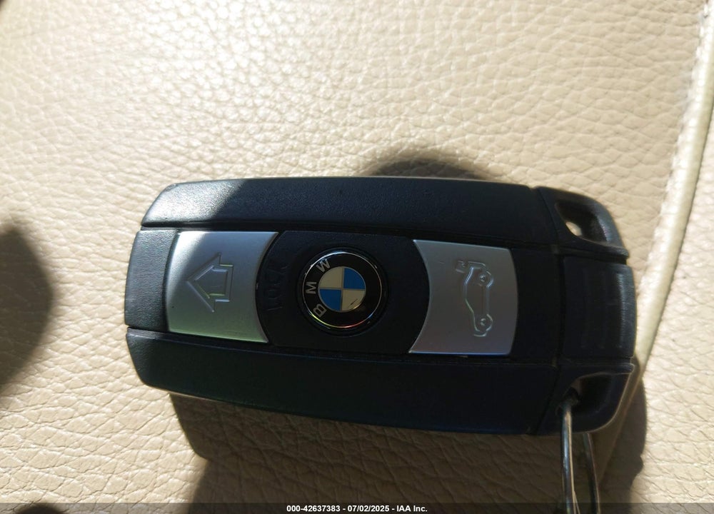 2011 BMW 3 SERIES VIN: WBAPK5G52BNN30190