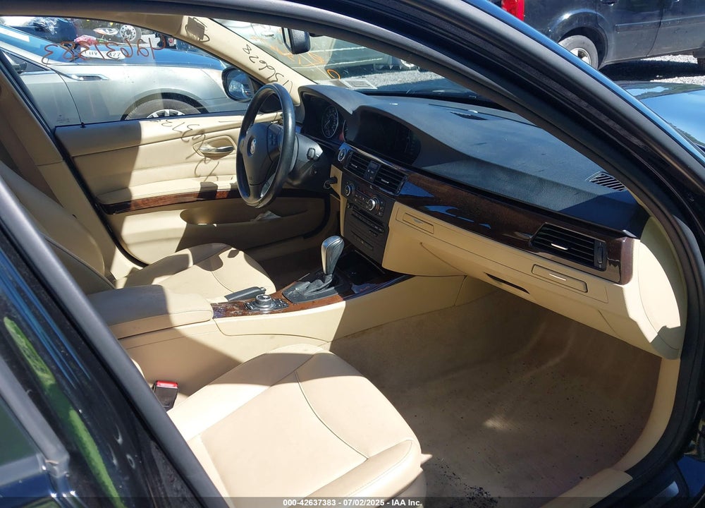 2011 BMW 3 SERIES VIN: WBAPK5G52BNN30190