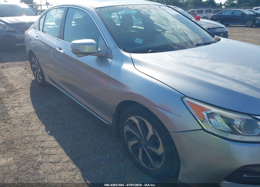 2017 HONDA ACCORD VIN: 1HGCR2F85HA154609