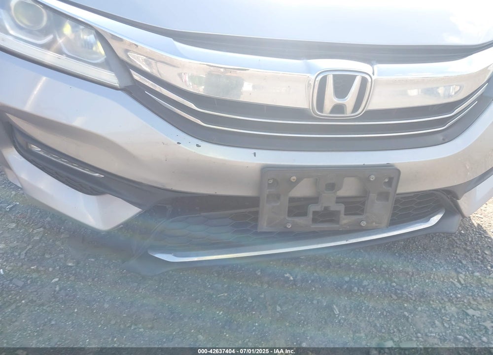 2017 HONDA ACCORD VIN: 1HGCR2F85HA154609