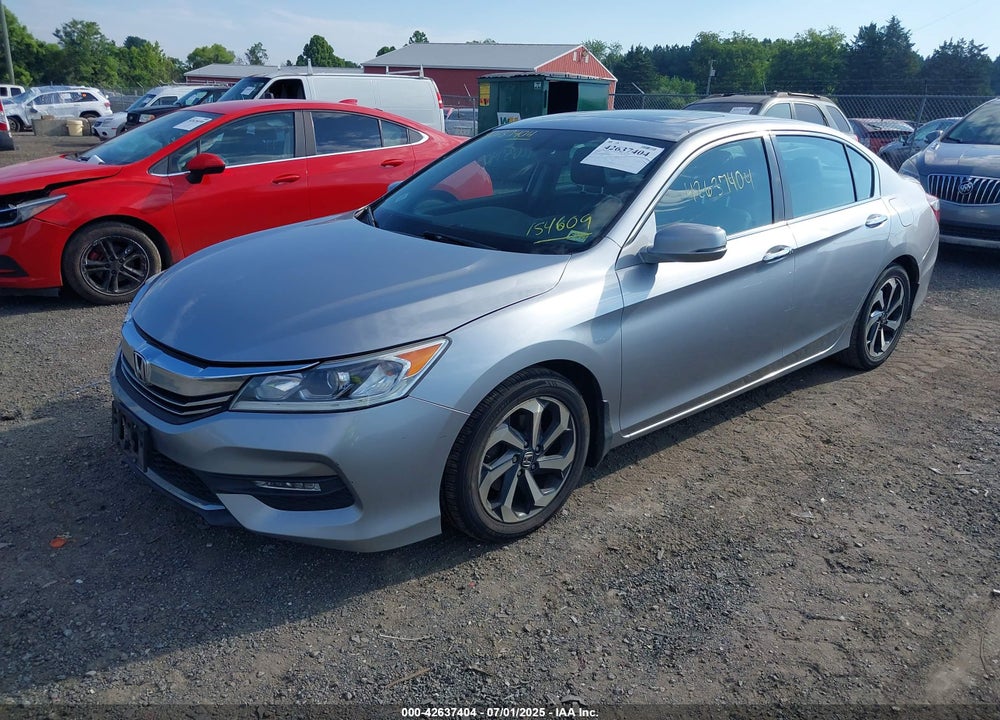 2017 HONDA ACCORD VIN: 1HGCR2F85HA154609