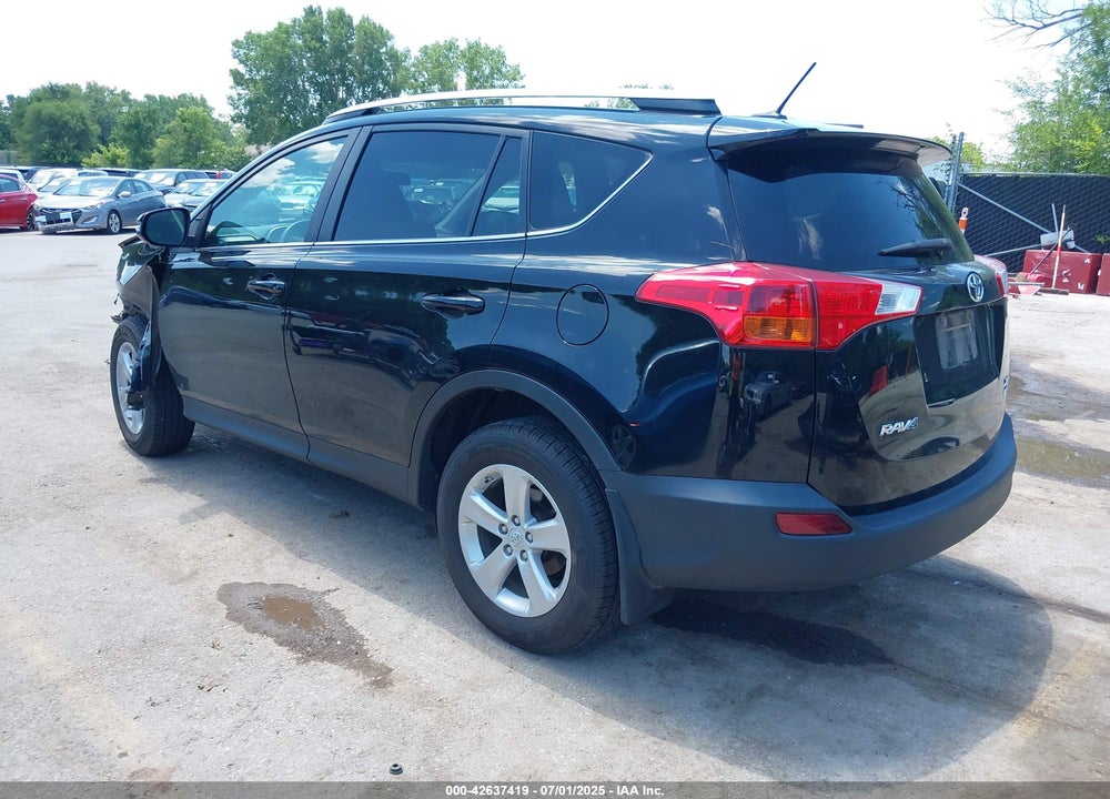 2013 TOYOTA RAV4 XLE VIN: 2T3RFREV9DW024670