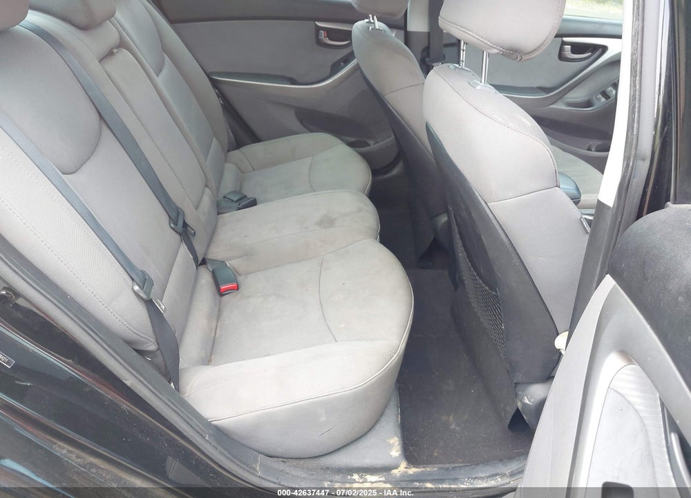 2012 HYUNDAI ELANTRA GLS VIN: 5NPDH4AE8CH064211