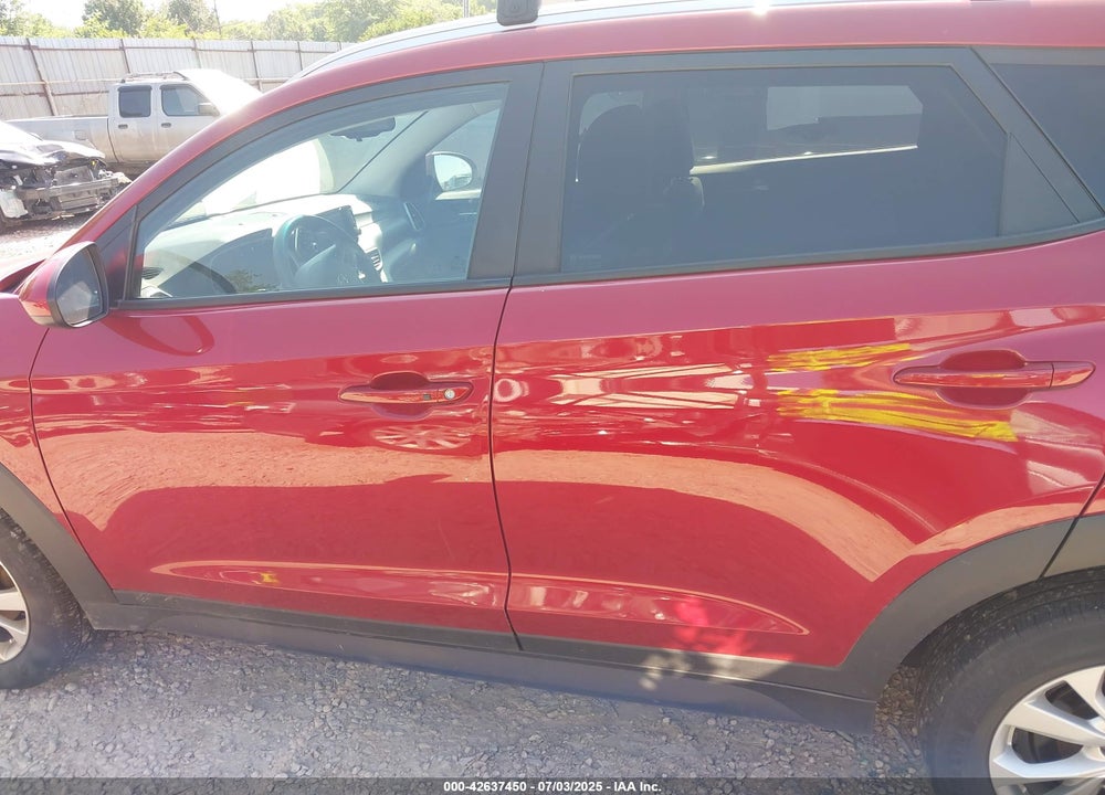 2021 HYUNDAI TUCSON VIN: KM8J3CA40MU365383