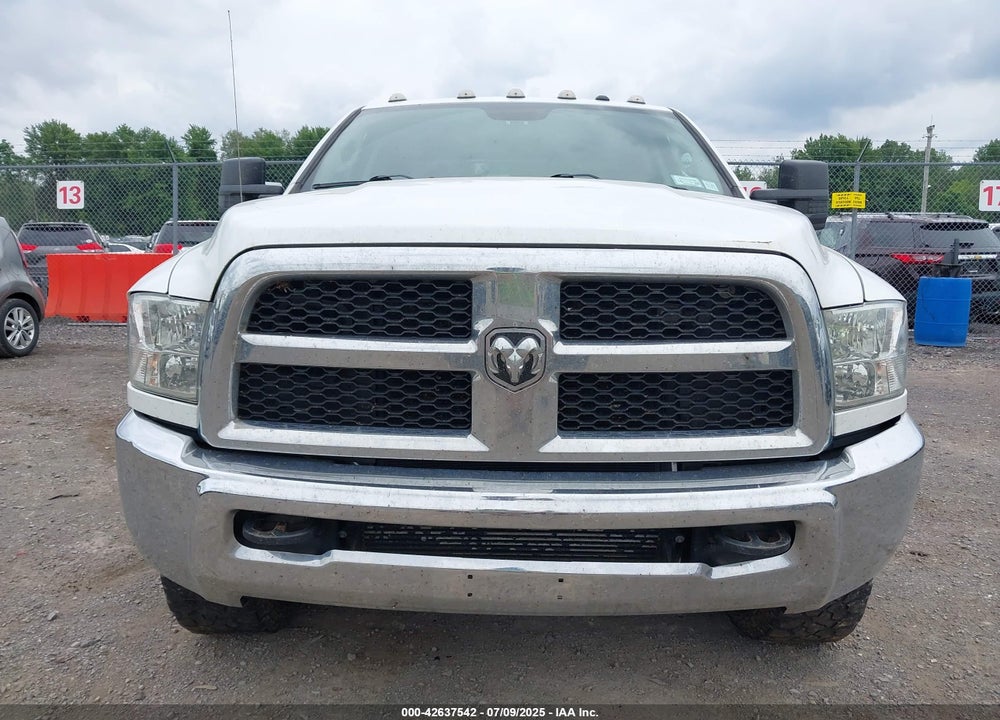 2018 RAM 3500 TRADESMAN  4X4 6'4 BOX VIN: 3C63R3CL1JG239314