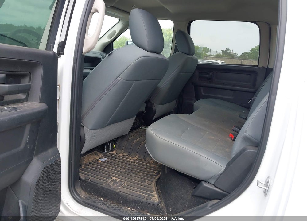 2018 RAM 3500 TRADESMAN  4X4 6'4 BOX VIN: 3C63R3CL1JG239314