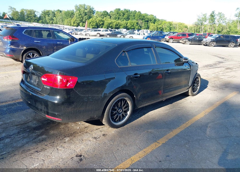 2011 VOLKSWAGEN JETTA VIN: 3VWBX7AJ2BM325279