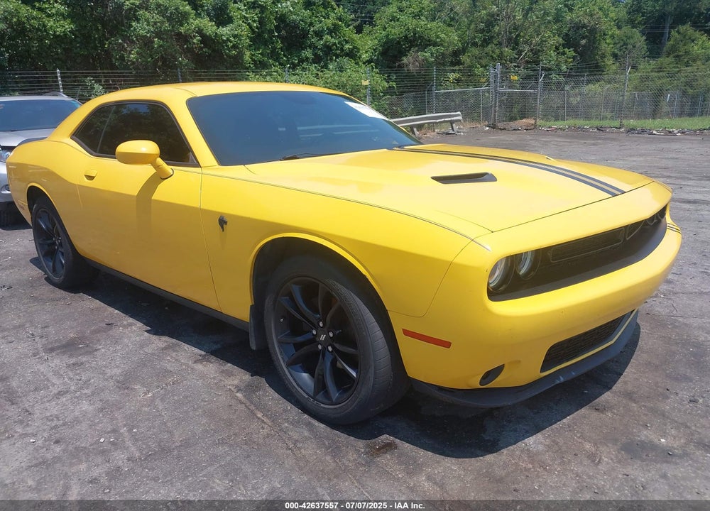 2018 DODGE CHALLENGER SXT VIN: 2C3CDZAG9JH339276