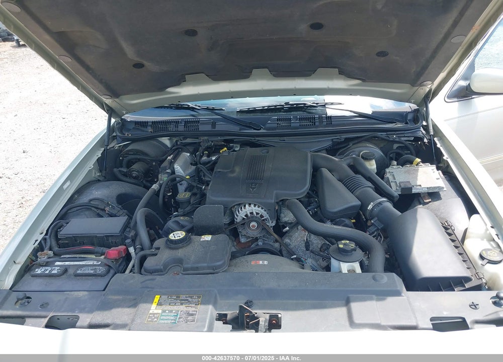 2005 MERCURY GRAND MARQUIS GS VIN: 2MEFM74W35X635260