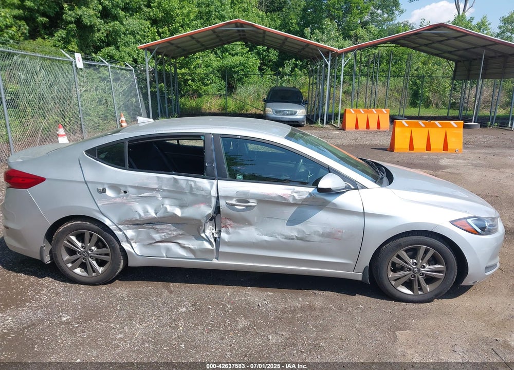 2018 HYUNDAI ELANTRA VIN: 5NPD84LF3JH272063