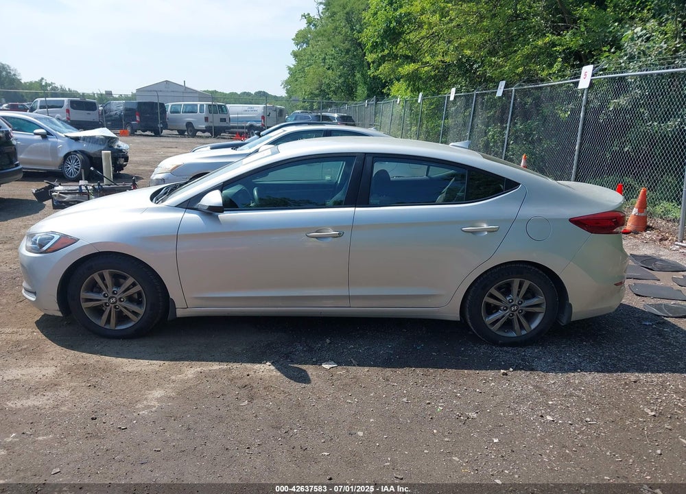 2018 HYUNDAI ELANTRA VIN: 5NPD84LF3JH272063