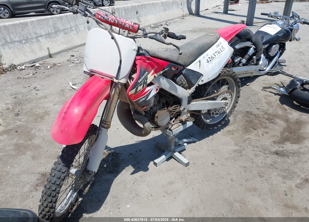 2001 HONDA CR250 R VIN: JH2ME03341M306645