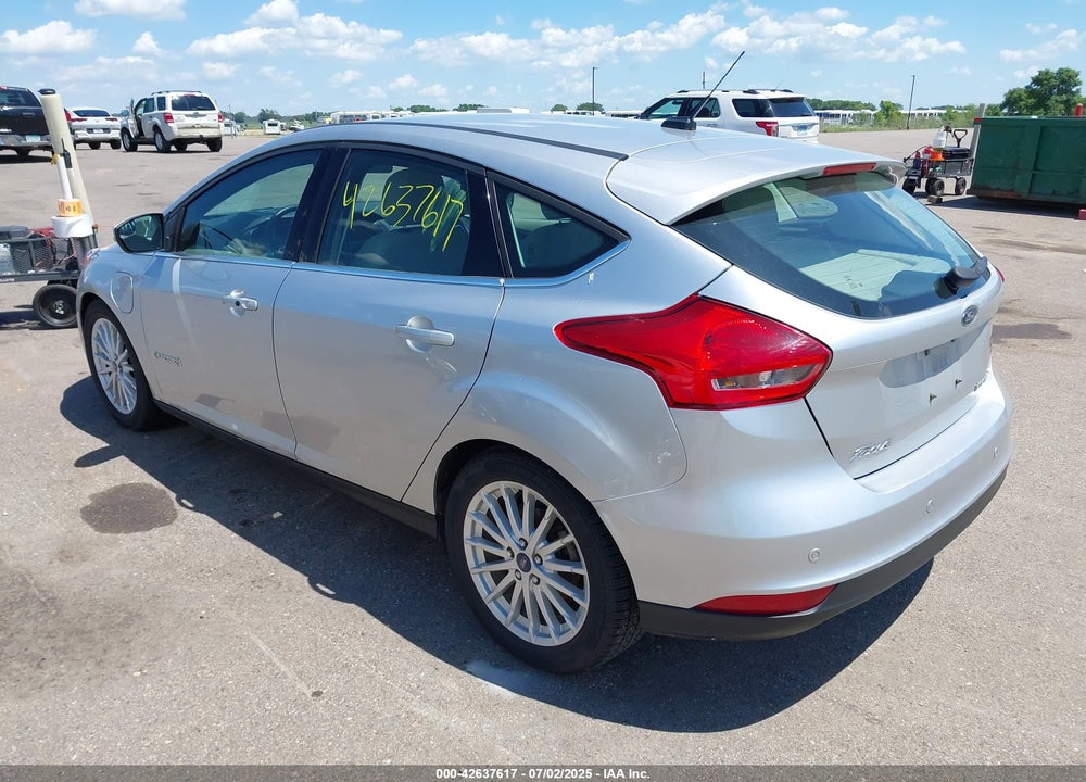 2017 FORD FOCUS VIN: 1FADP3R48HL239171