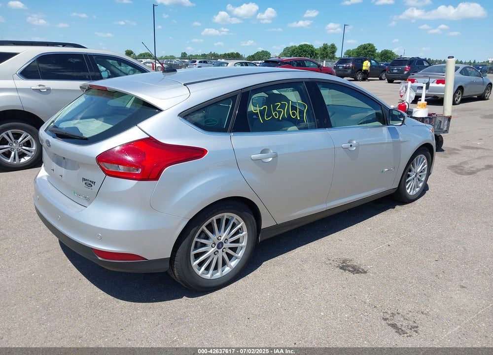 2017 FORD FOCUS VIN: 1FADP3R48HL239171