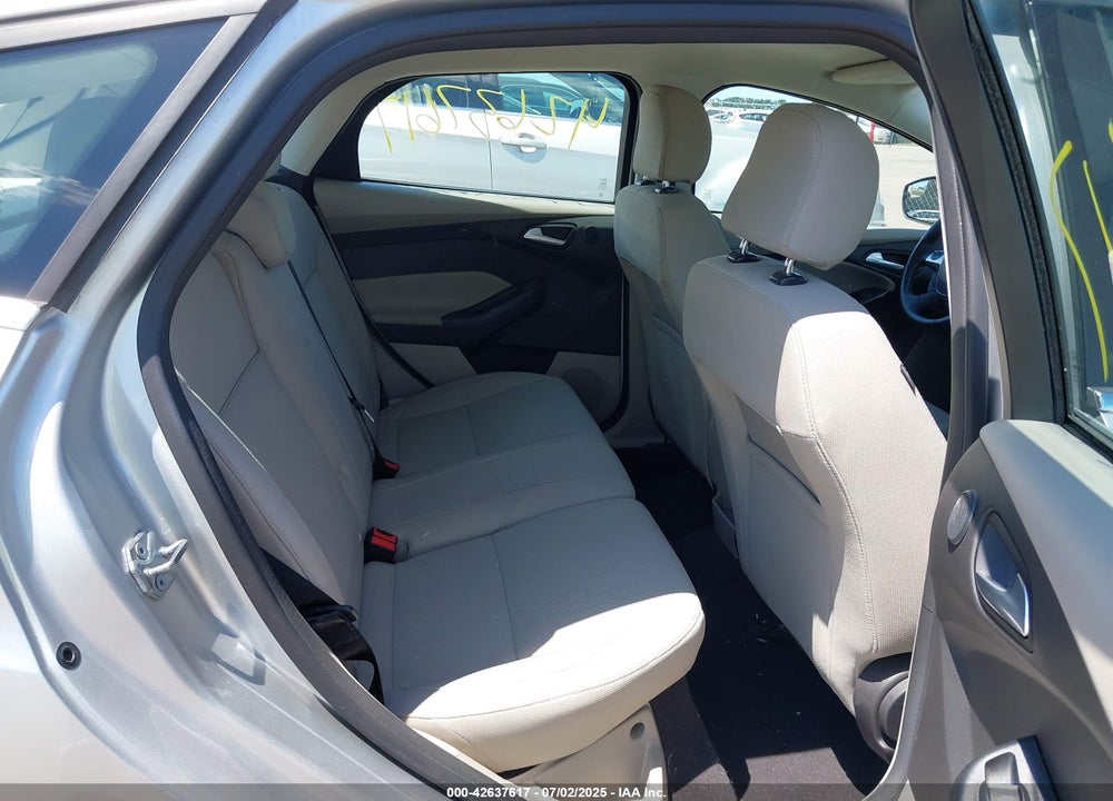 2017 FORD FOCUS VIN: 1FADP3R48HL239171