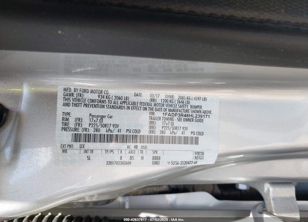 2017 FORD FOCUS VIN: 1FADP3R48HL239171