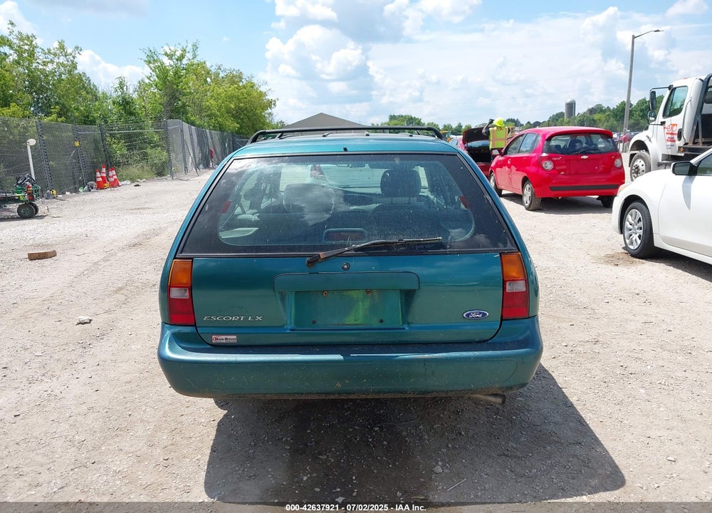 1997 FORD ESCORT LX VIN: 3FALP15P5VR126145