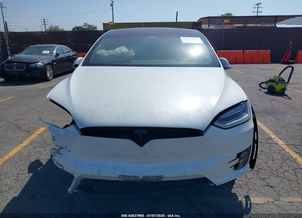 2018 TESLA MODEL X VIN: 5YJXCBE2XJF104834