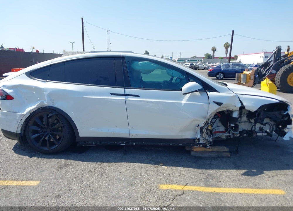 2018 TESLA MODEL X VIN: 5YJXCBE2XJF104834