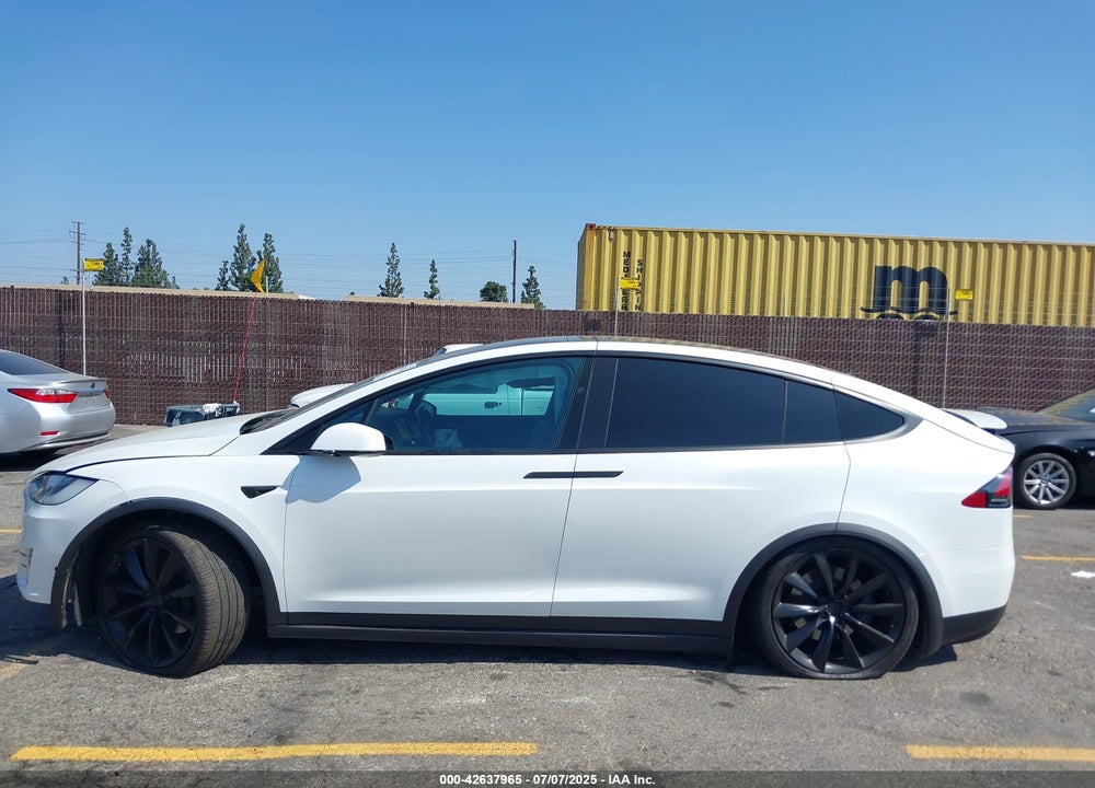 2018 TESLA MODEL X VIN: 5YJXCBE2XJF104834
