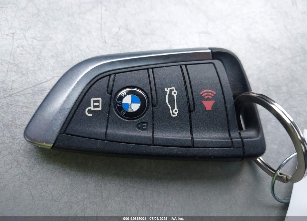 2017 BMW X1 VIN: WBXHU7C38H5H34458