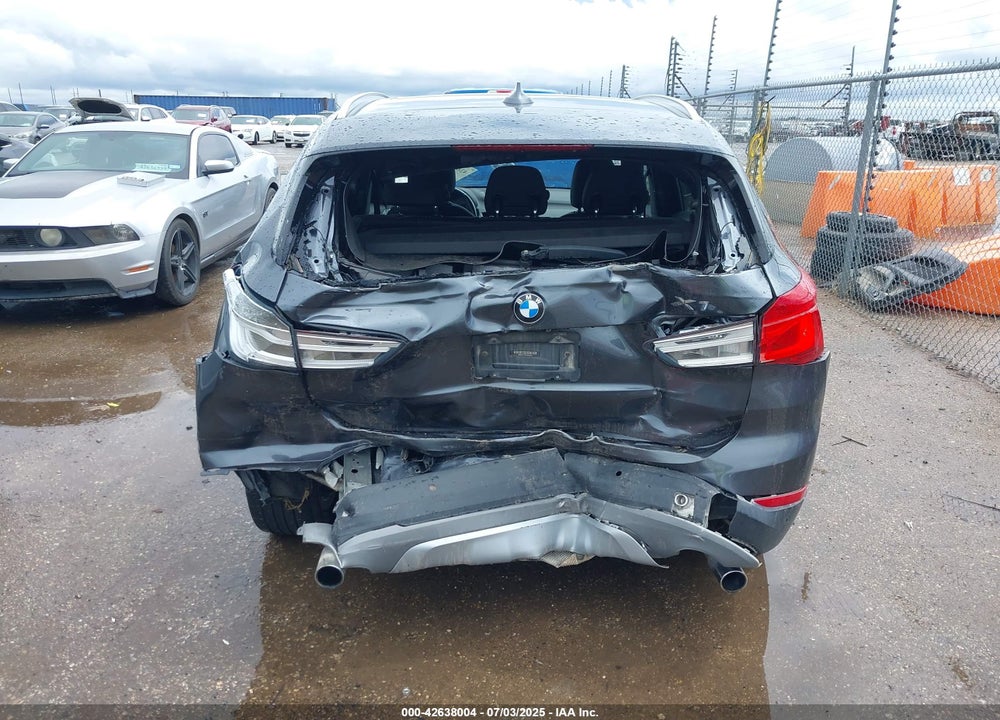 2017 BMW X1 VIN: WBXHU7C38H5H34458
