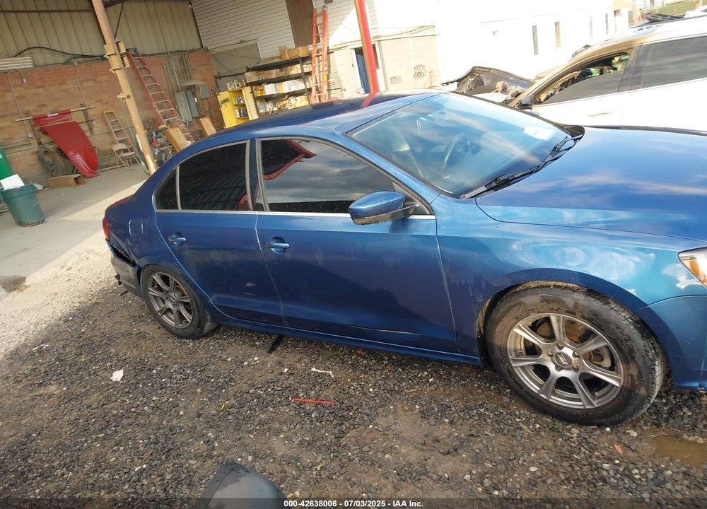 2017 VOLKSWAGEN JETTA VIN: 3VW2B7AJ4HM326716