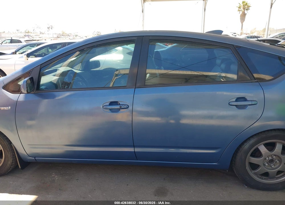 2008 TOYOTA PRIUS TOURING VIN: JTDKB20U087710326