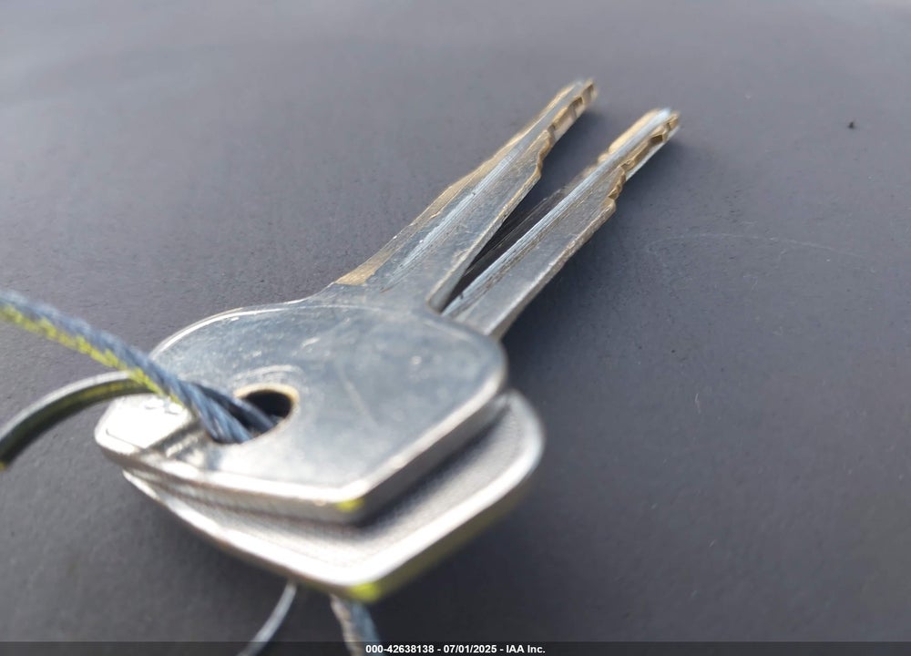 1999 HYUNDAI ELANTRA GLS VIN: KMHJF35F2XU794533