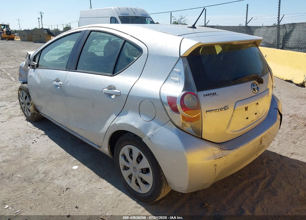 2013 TOYOTA PRIUS C TWO VIN: JTDKDTB38D1550844