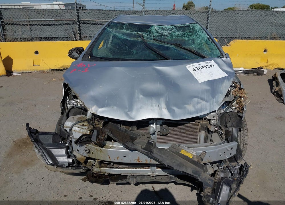 2013 TOYOTA PRIUS C TWO VIN: JTDKDTB38D1550844