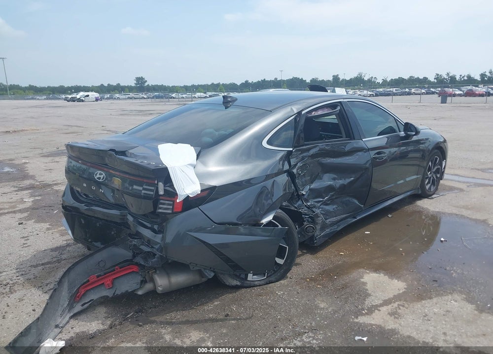 2024 HYUNDAI SONATA SEL VIN: KMHL64JA8RA380167
