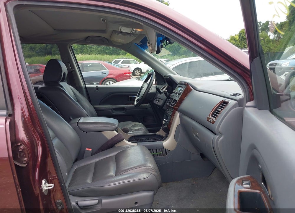 2007 HONDA PILOT VIN: 5FNYF18557B001034