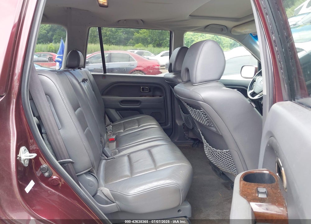 2007 HONDA PILOT VIN: 5FNYF18557B001034