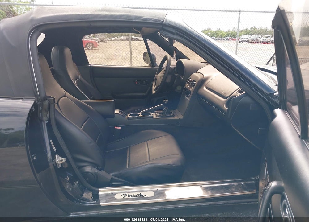 1996 MAZDA MX-5 MIATA VIN: JM1NA3538T0704376