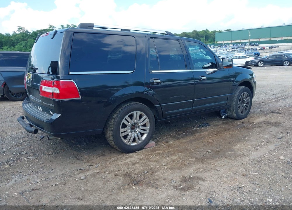 2014 LINCOLN NAVIGATOR VIN: 5LMJJ2J57EEL04467