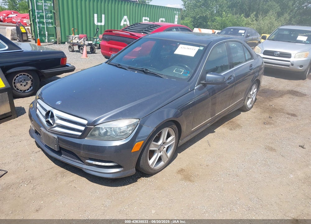 2011 MERCEDES-BENZ C CLASS VIN: WDDGF8BBXBF643455