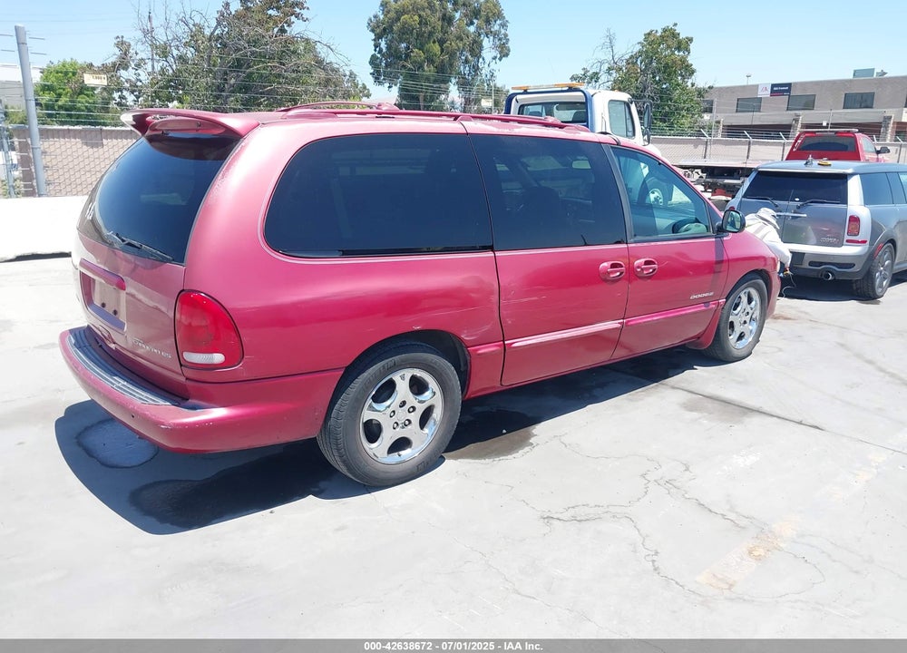 1999 DODGE GRAND CARAVAN ES VIN: 1B4GP74L9XB623426