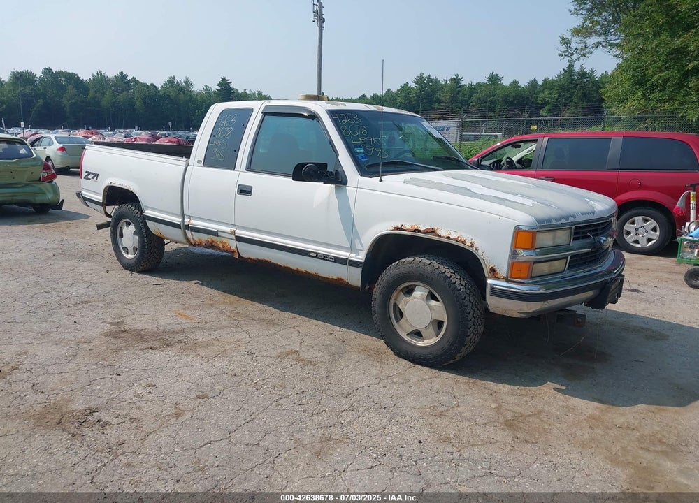 1998 CHEVROLET K1500 FLEETSIDE/SILVERADO FLEETSIDE/SPORTSIDE VIN: 2GCEK19RXW1242668