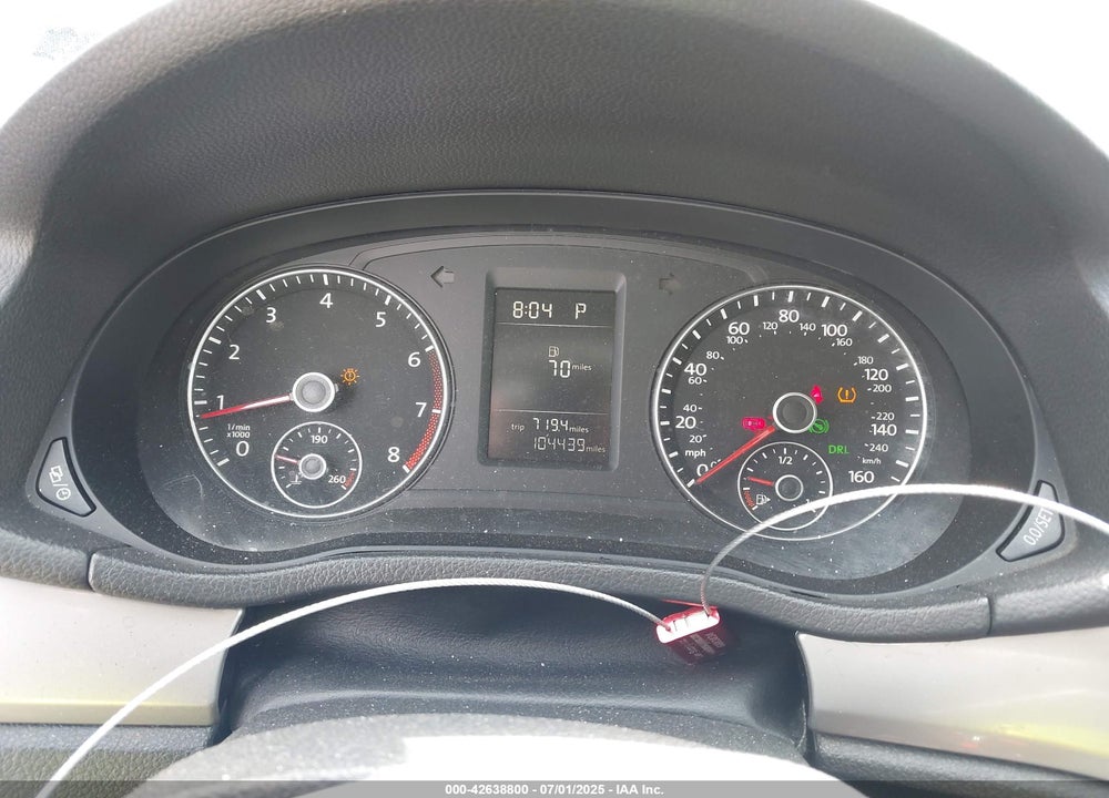 2013 VOLKSWAGEN PASSAT VIN: 1VWAH7A37DC096077